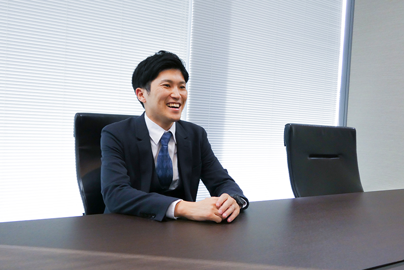 入社1年半は成約0で…」2024年度上半期成約8件！全社1位の素顔 - [MA